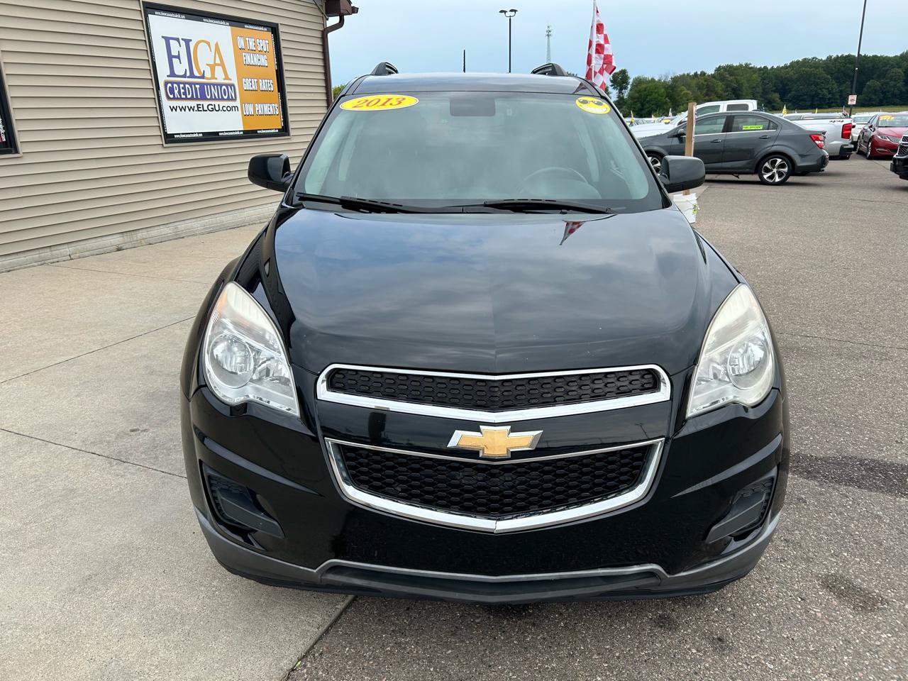 Used 2013 Chevrolet Equinox LT w/ Driver Convenience Package FWD image 2