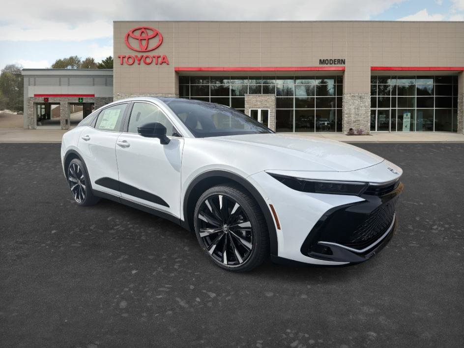 New 2026 Toyota Crown Platinum image 3