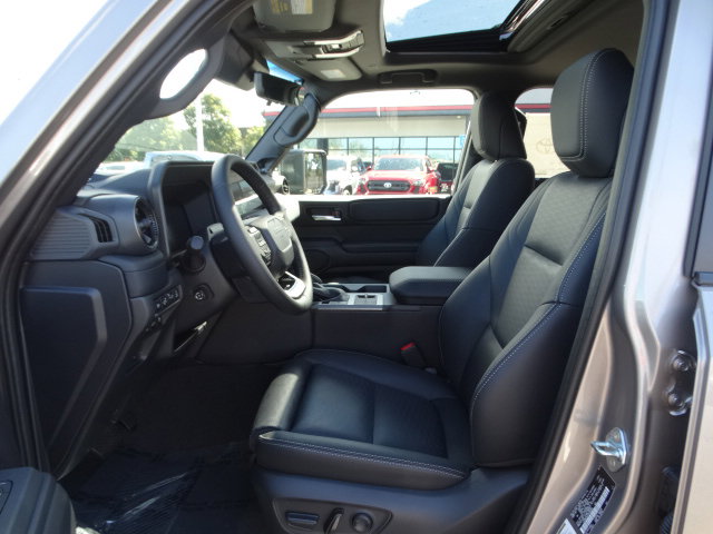New 2026 Toyota Land Cruiser AWD/4WD image 10