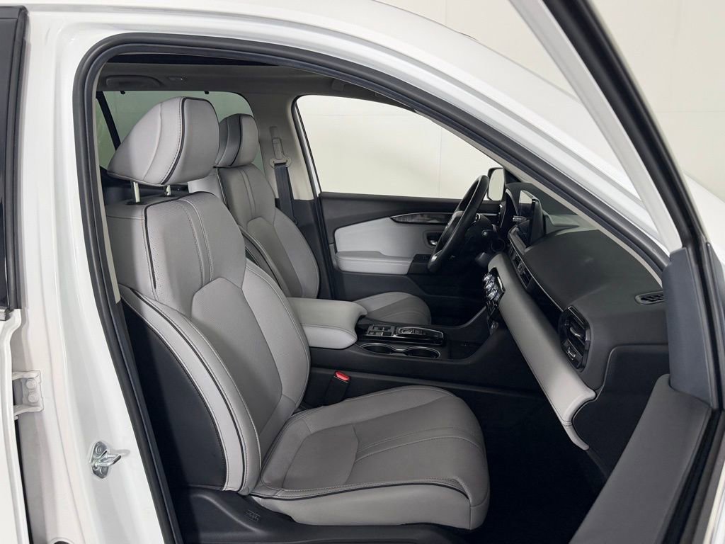 Used 2024 Honda Pilot Elite image 32