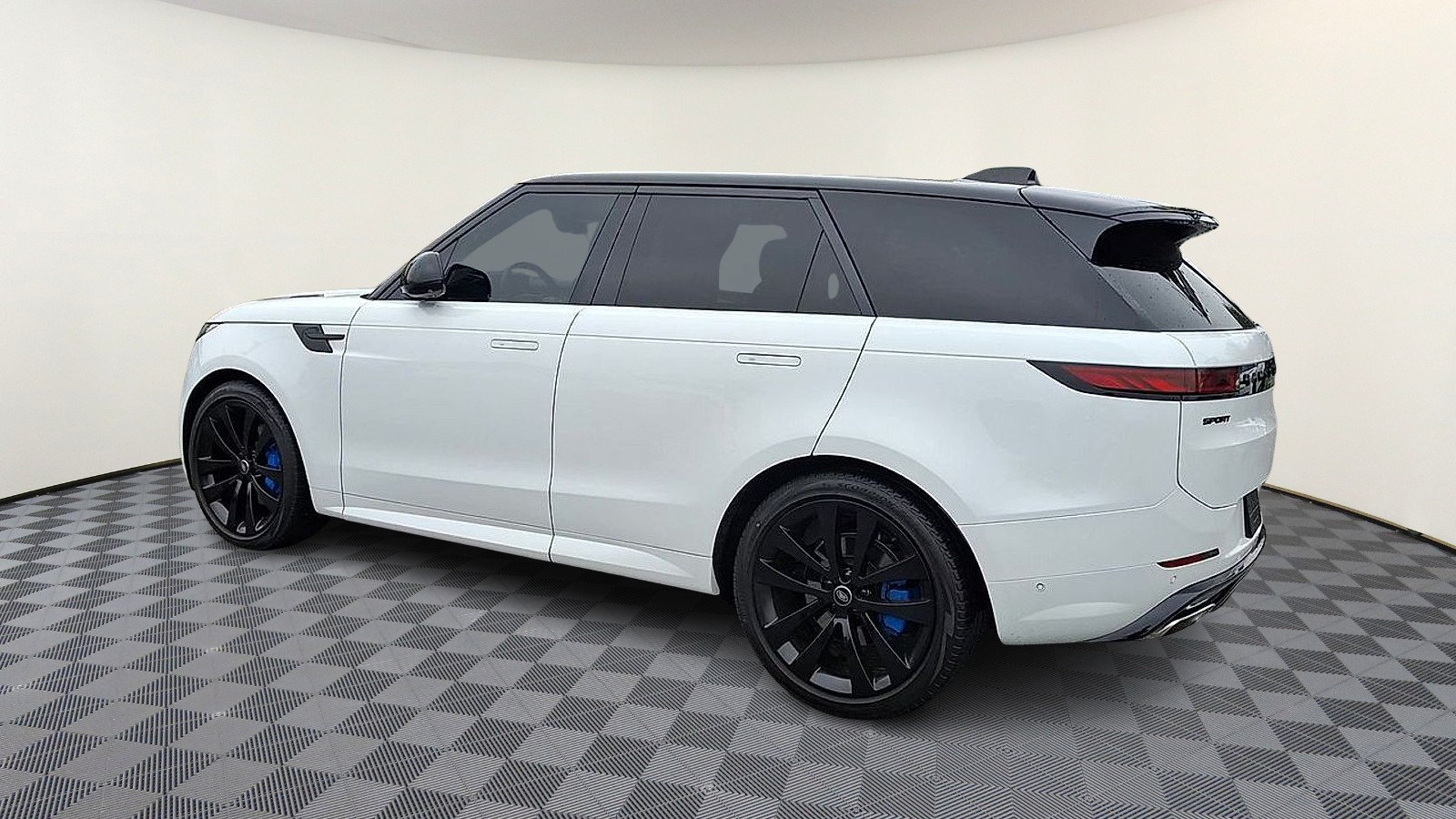 Certified 2024 Land Rover Range Rover Sport Dynamic SE AWD/4WD image 6
