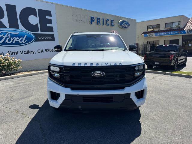 Certified 2025 Ford Expedition Active AWD/4WD image 2