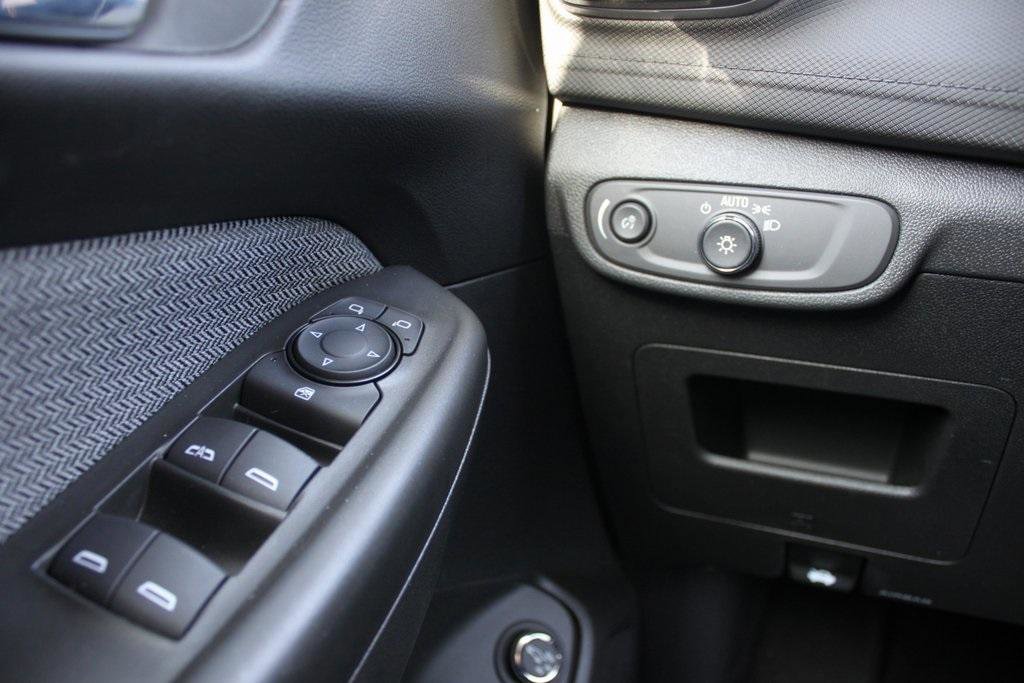 New 2025 Chevrolet TrailBlazer LT w/ Convenience Package image 15