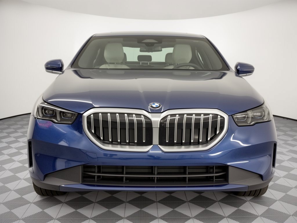 Certified 2026 BMW 530i RWD image 6