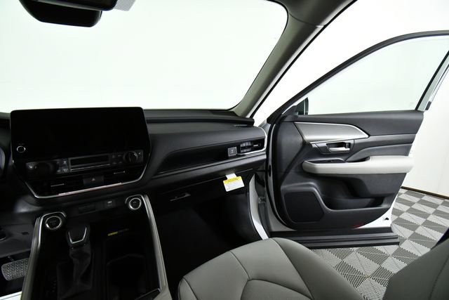 New 2026 Toyota Grand Highlander XLE image 20