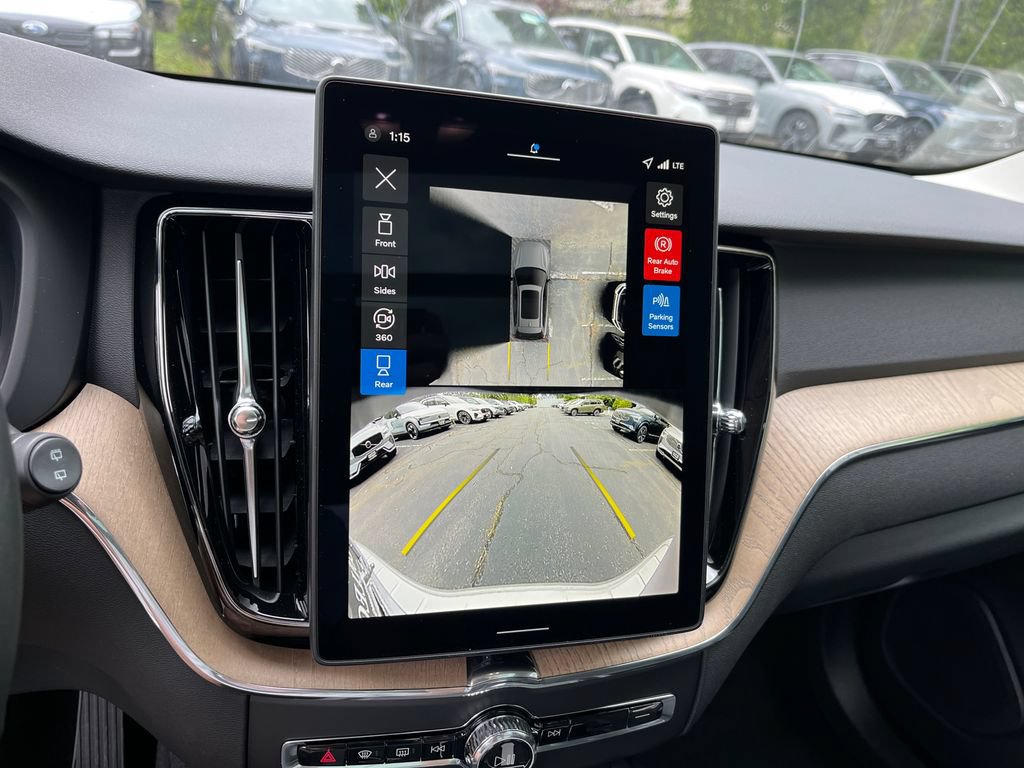 New 2026 Volvo XC60 B5 Plus w/ Protection Package Premier AWD/4WD image 16