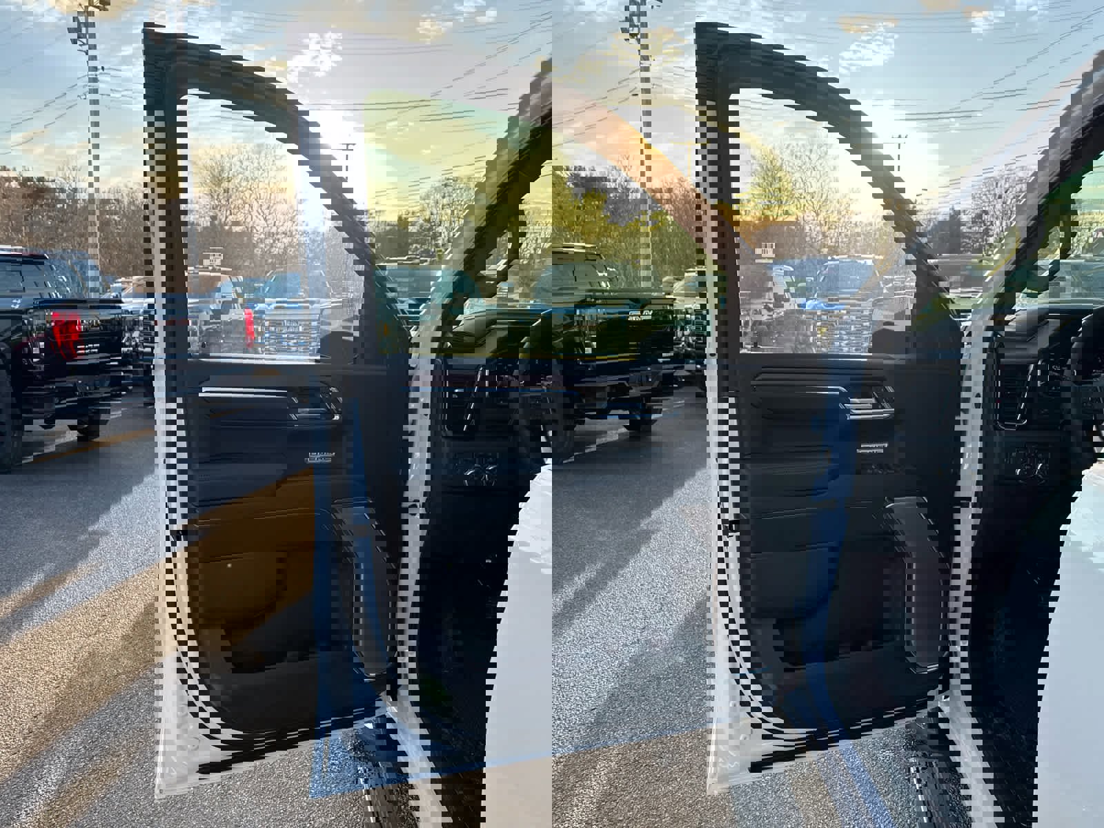 New 2026 GMC Sierra 1500 Denali w/ Denali Reserve Package image 17