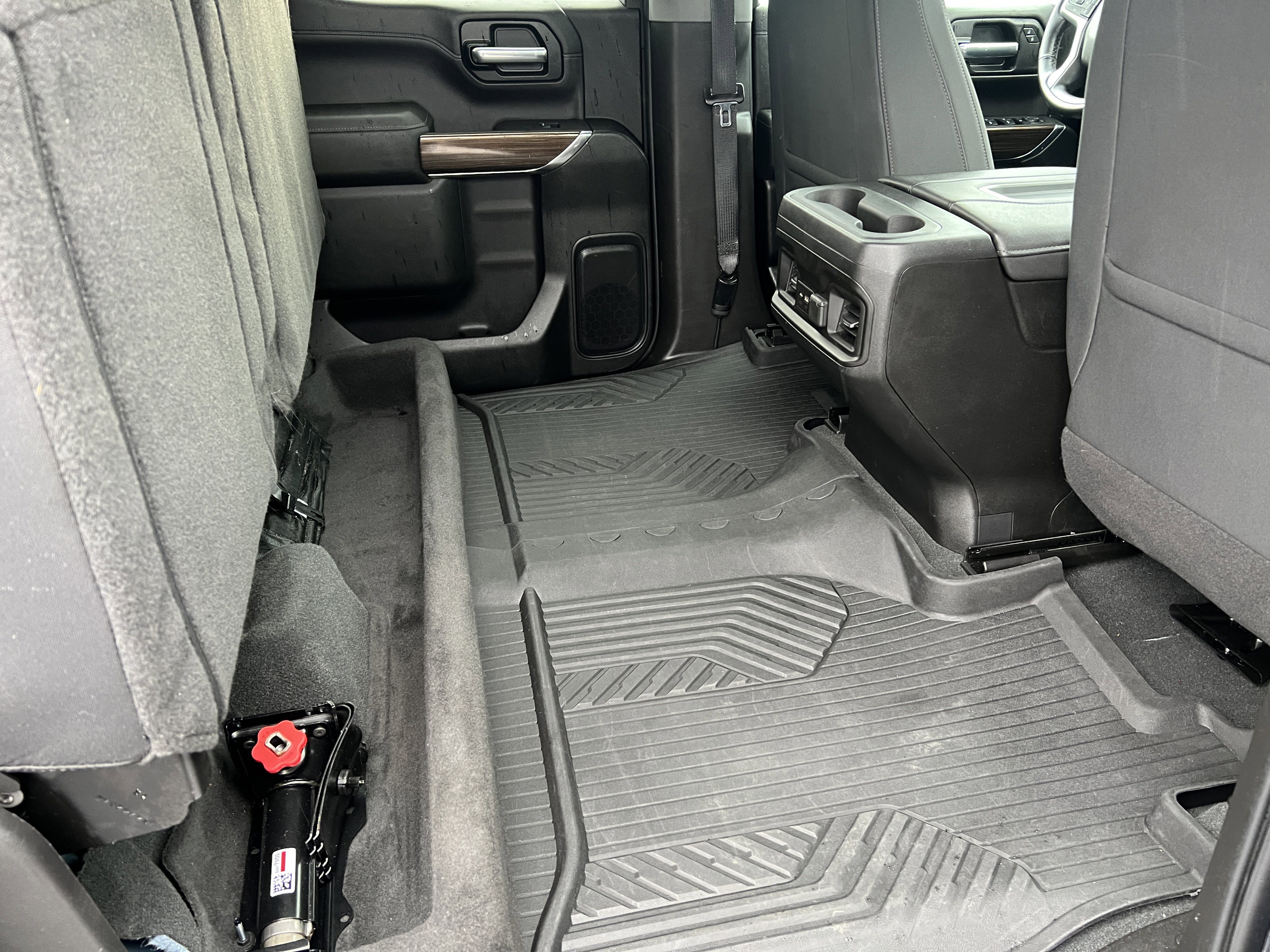 Used 2021 Chevrolet Silverado 1500 LT Trail Boss w/ Convenience Package II image 19