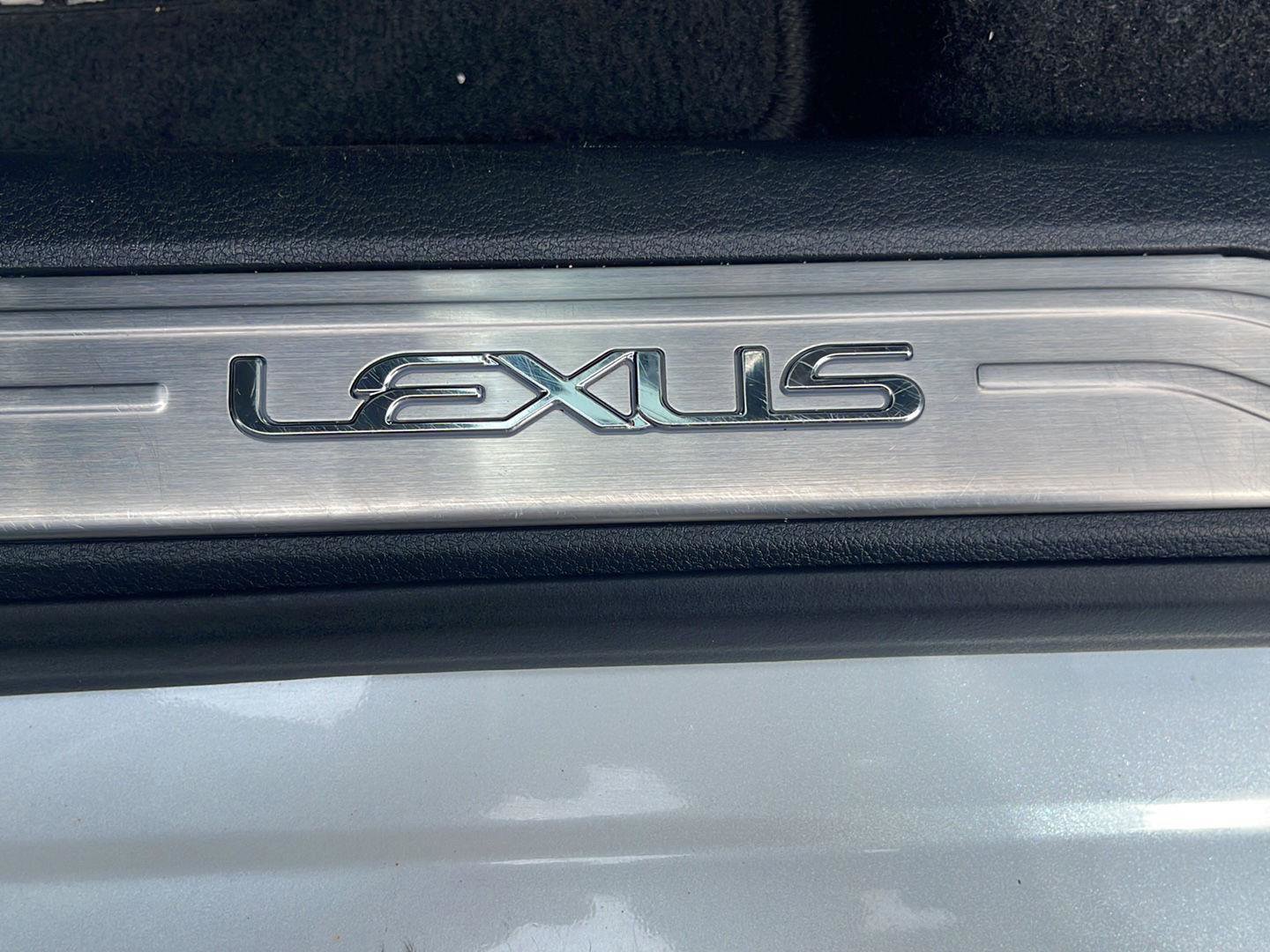 Used 2024 Lexus RX 350 Premium w/ Cold Area Package FWD image 31