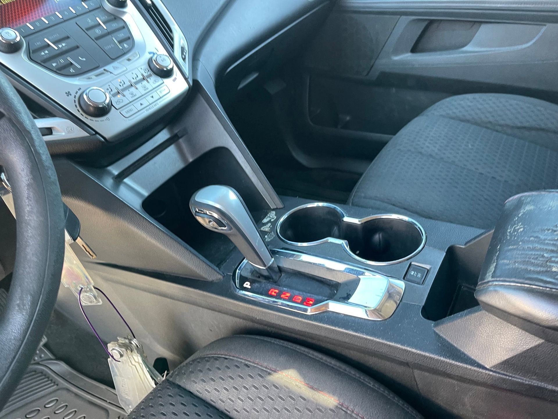 Used 2015 GMC Terrain SLE w/ LPO, Protection Package image 18