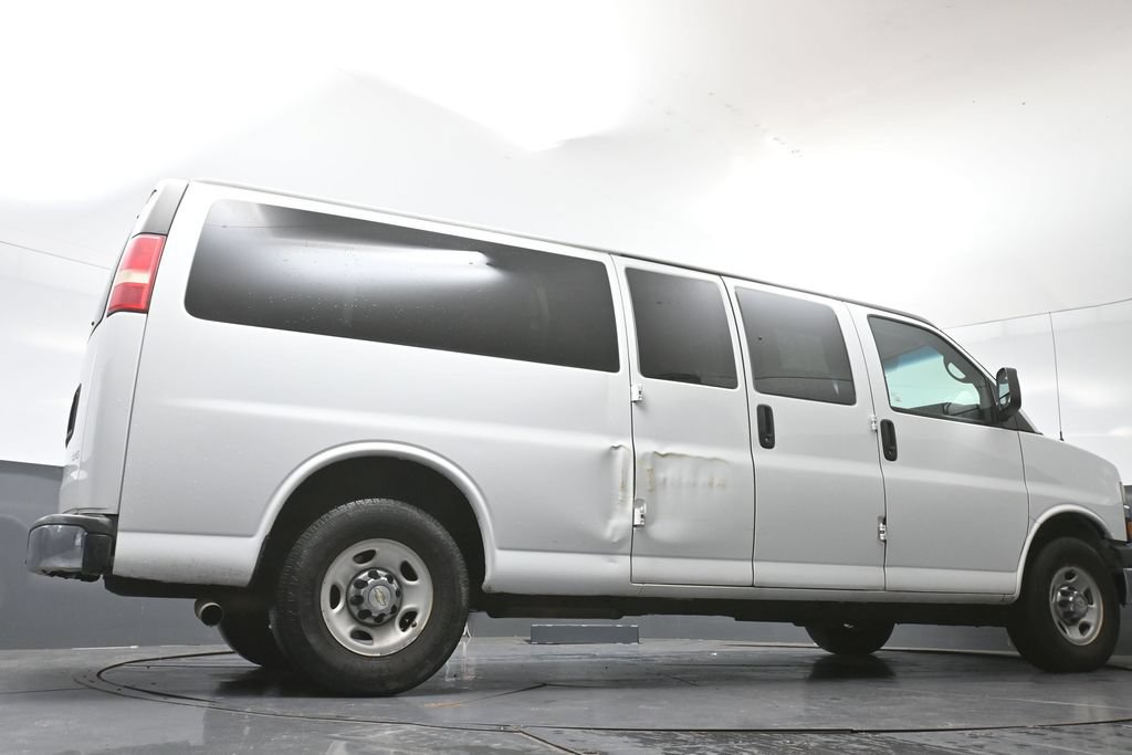 Used 2014 Chevrolet Express 3500 LT w/ LT Preferred Equipment Group RWD image 23