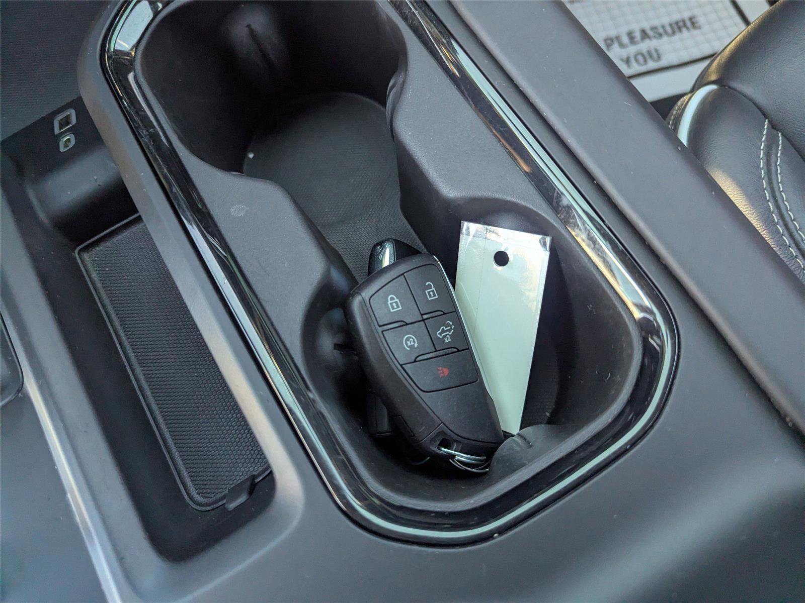 Used 2022 GMC Sierra 1500 AT4X image 24