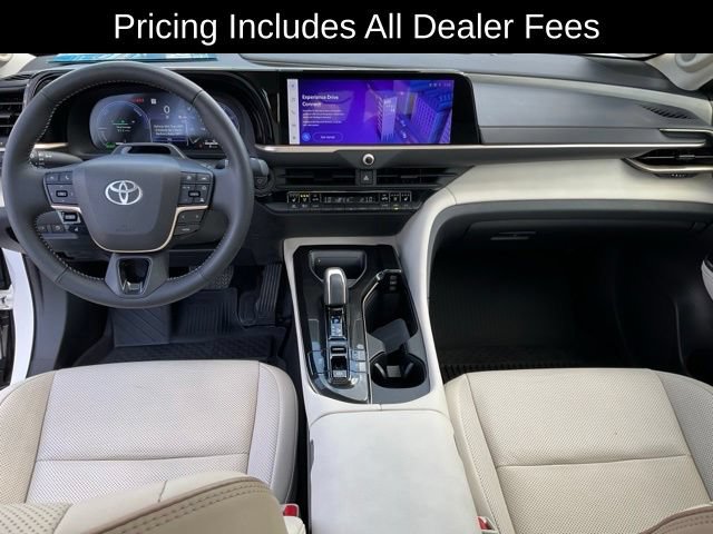 Used 2025 Toyota Crown w/ Advanced Technology Package AWD/4WD image 4