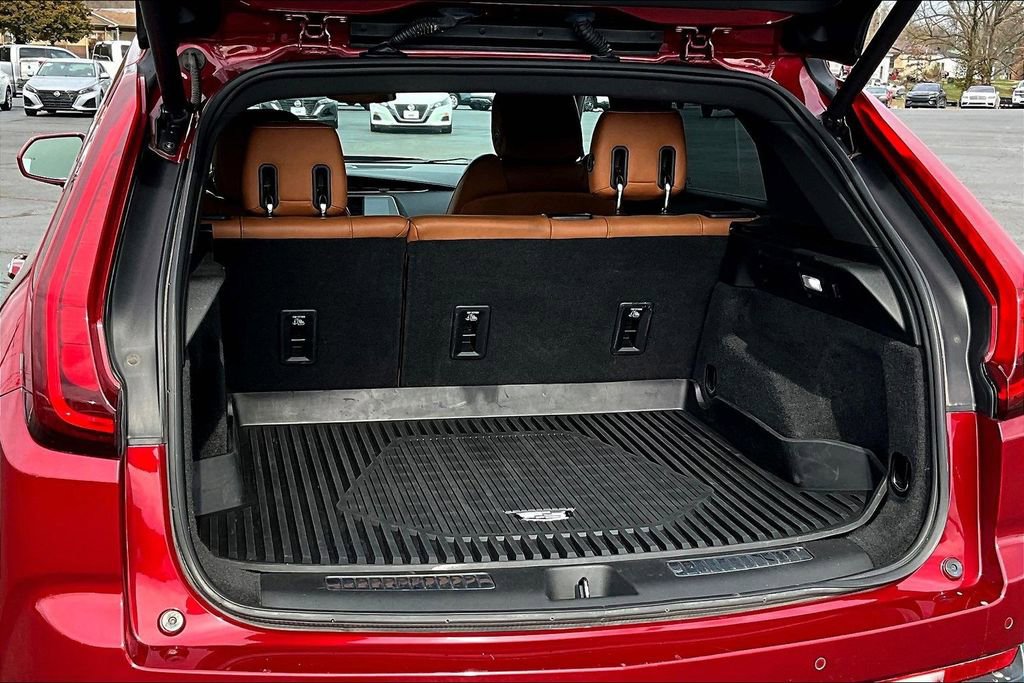 Used 2019 Cadillac XT4 Premium Luxury image 8