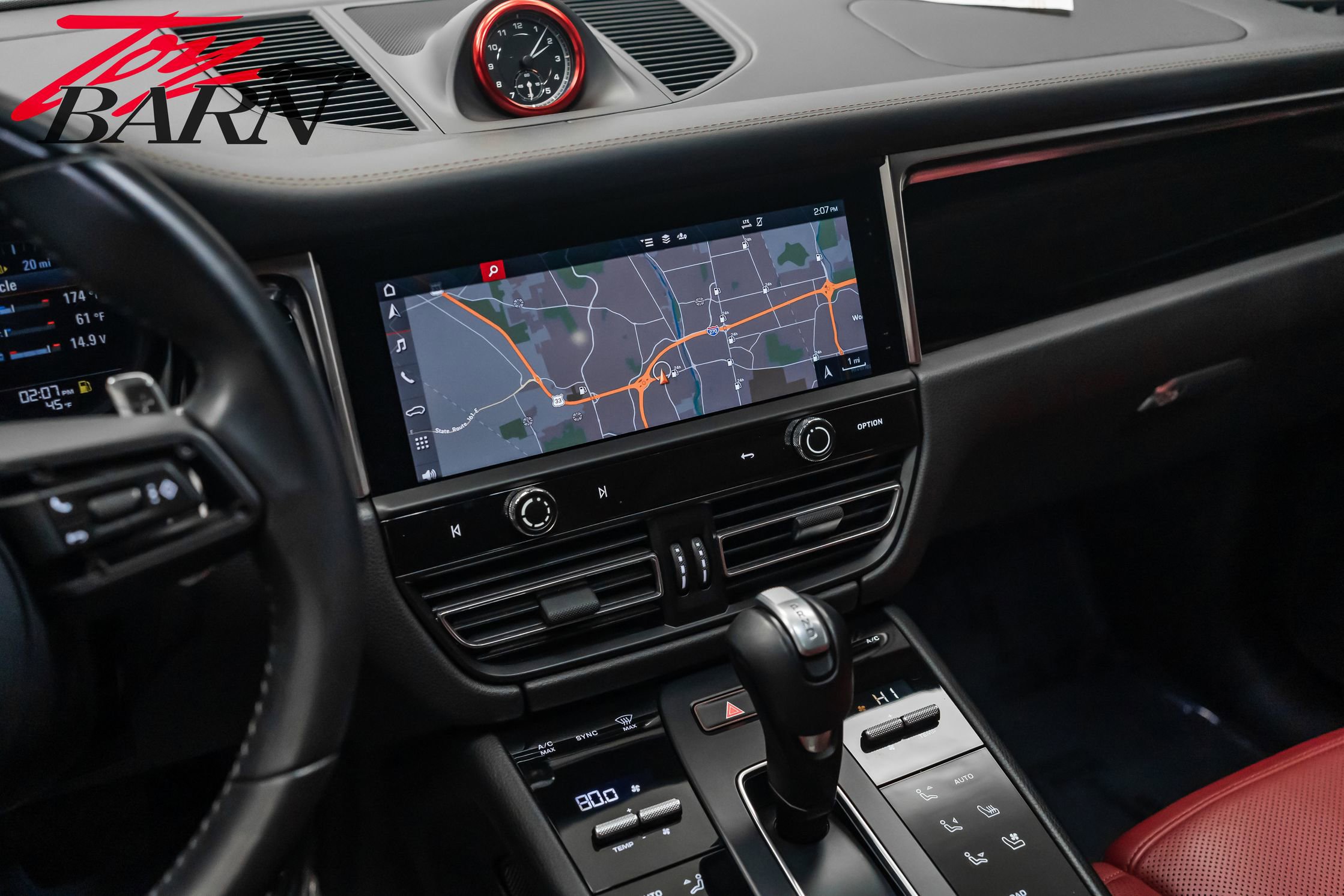 Used 2023 Porsche Macan image 34