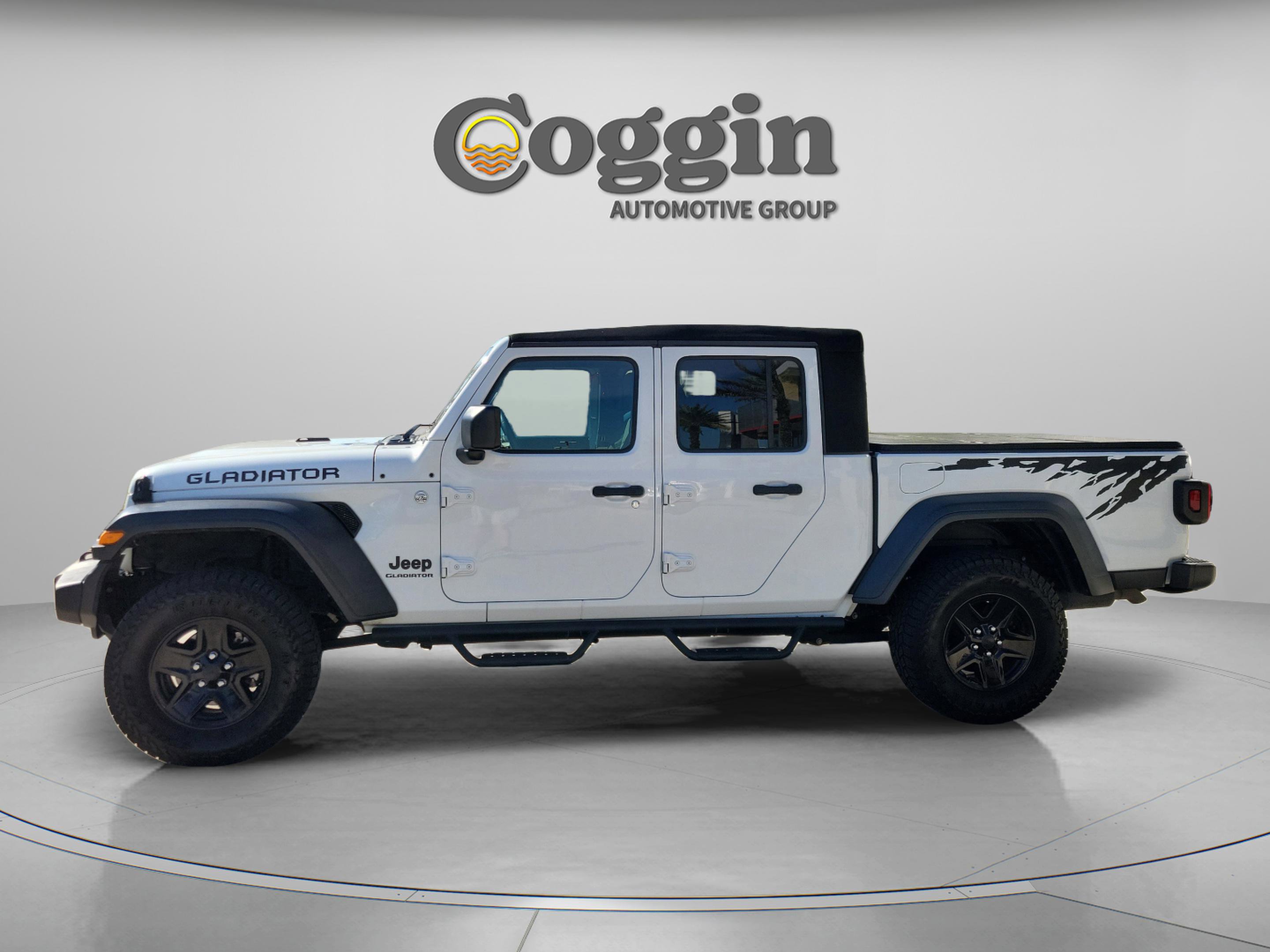 Used 2020 Jeep Gladiator Sport w/ Quick Order Package 24S AWD/4WD image 2