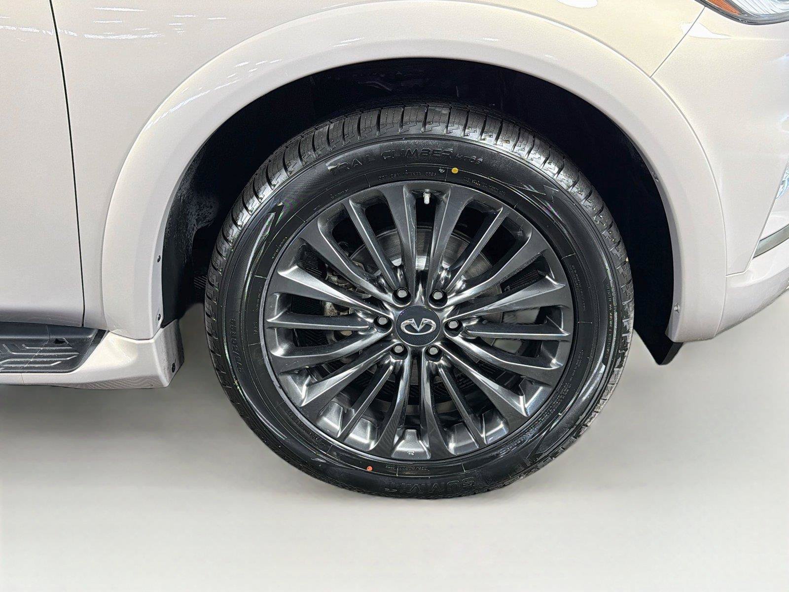 Used 2022 INFINITI QX80 Premium Select w/ All-Season Package AWD/4WD image 36
