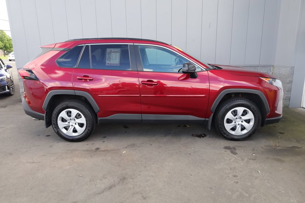 Certified 2021 Toyota RAV4 LE AWD/4WD image 13