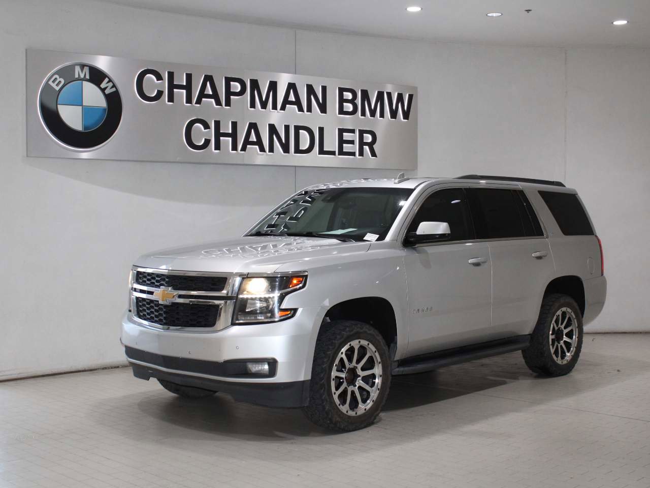Used 2019 Chevrolet Tahoe LT image 1