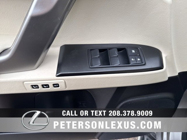 Used 2023 Lexus GX 460 Premium image 23