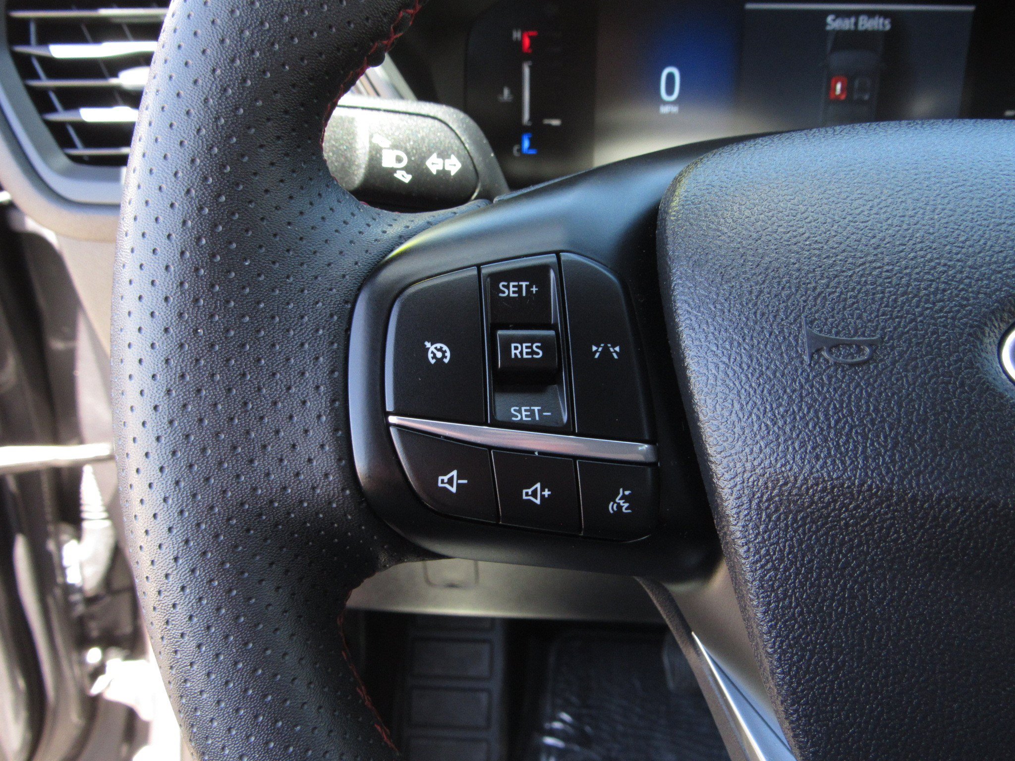 Used 2025 Ford Escape ST-Line FWD image 23