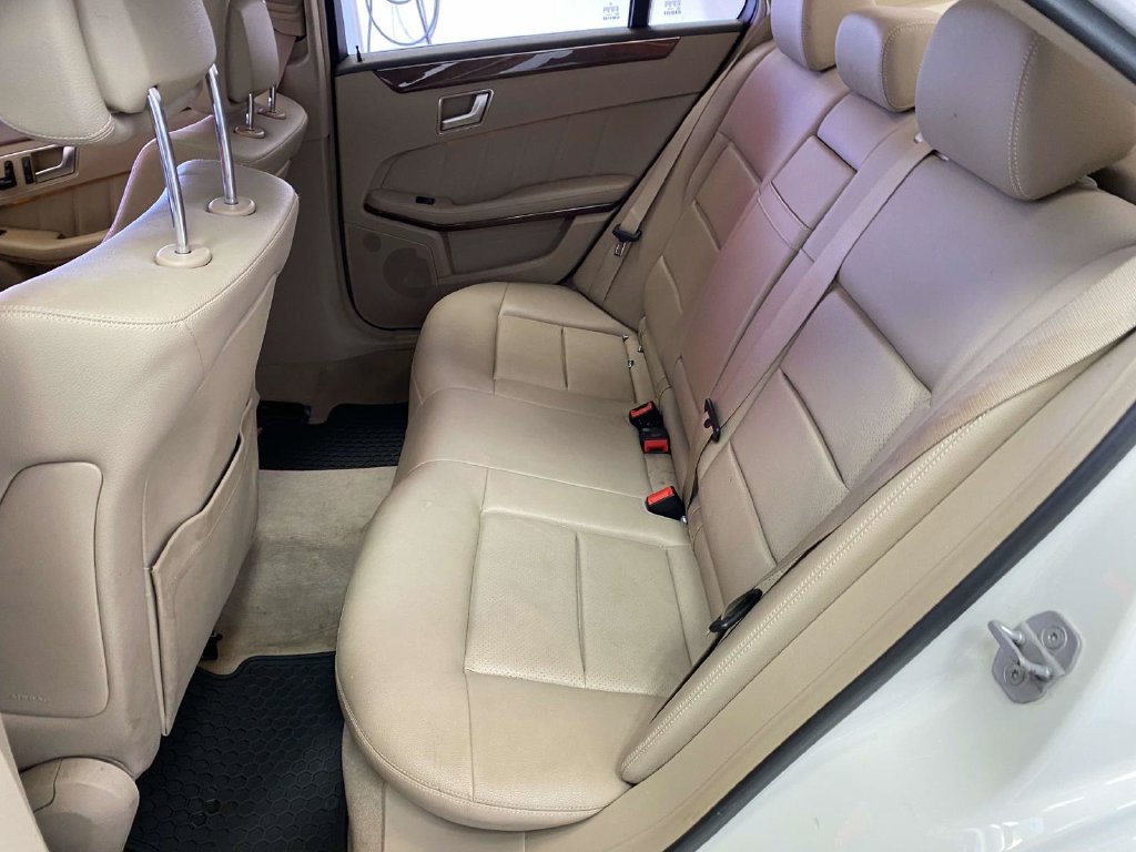 Used 2012 Mercedes-Benz E 350 4MATIC Sedan image 13