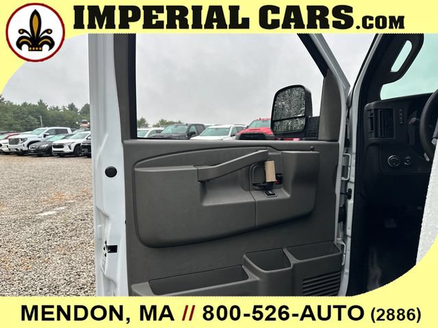 New 2026 Chevrolet Express 3500 Extended w/ Driver Convenience Package RWD image 15