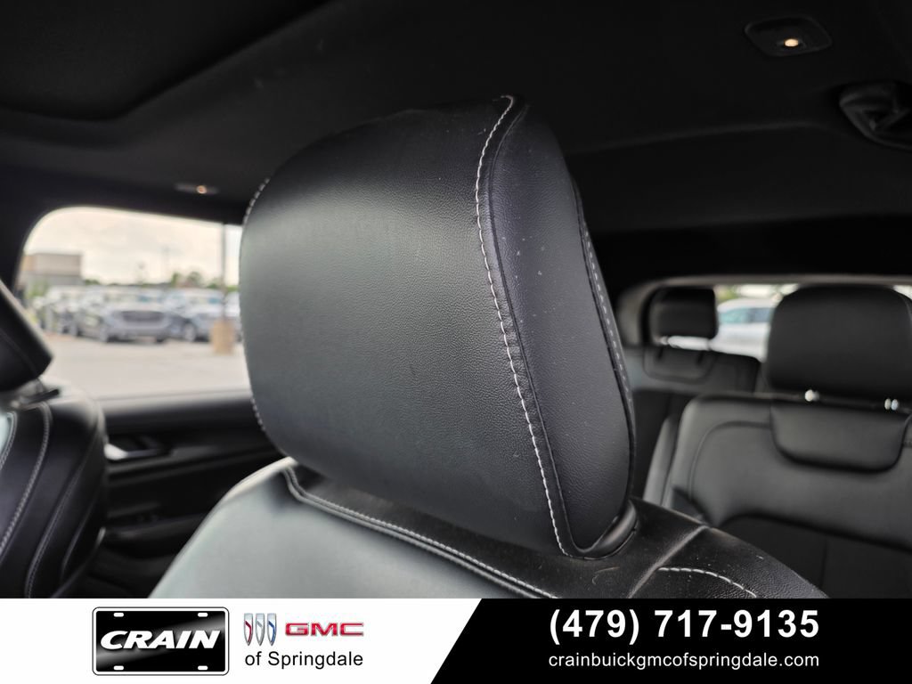 Used 2023 Jeep Grand Cherokee L Laredo AWD/4WD image 22