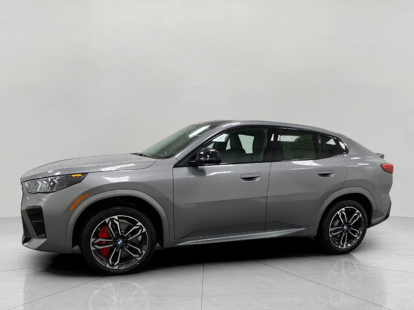 New 2026 BMW X2 xDrive28i w/ Technology Package AWD/4WD image 8