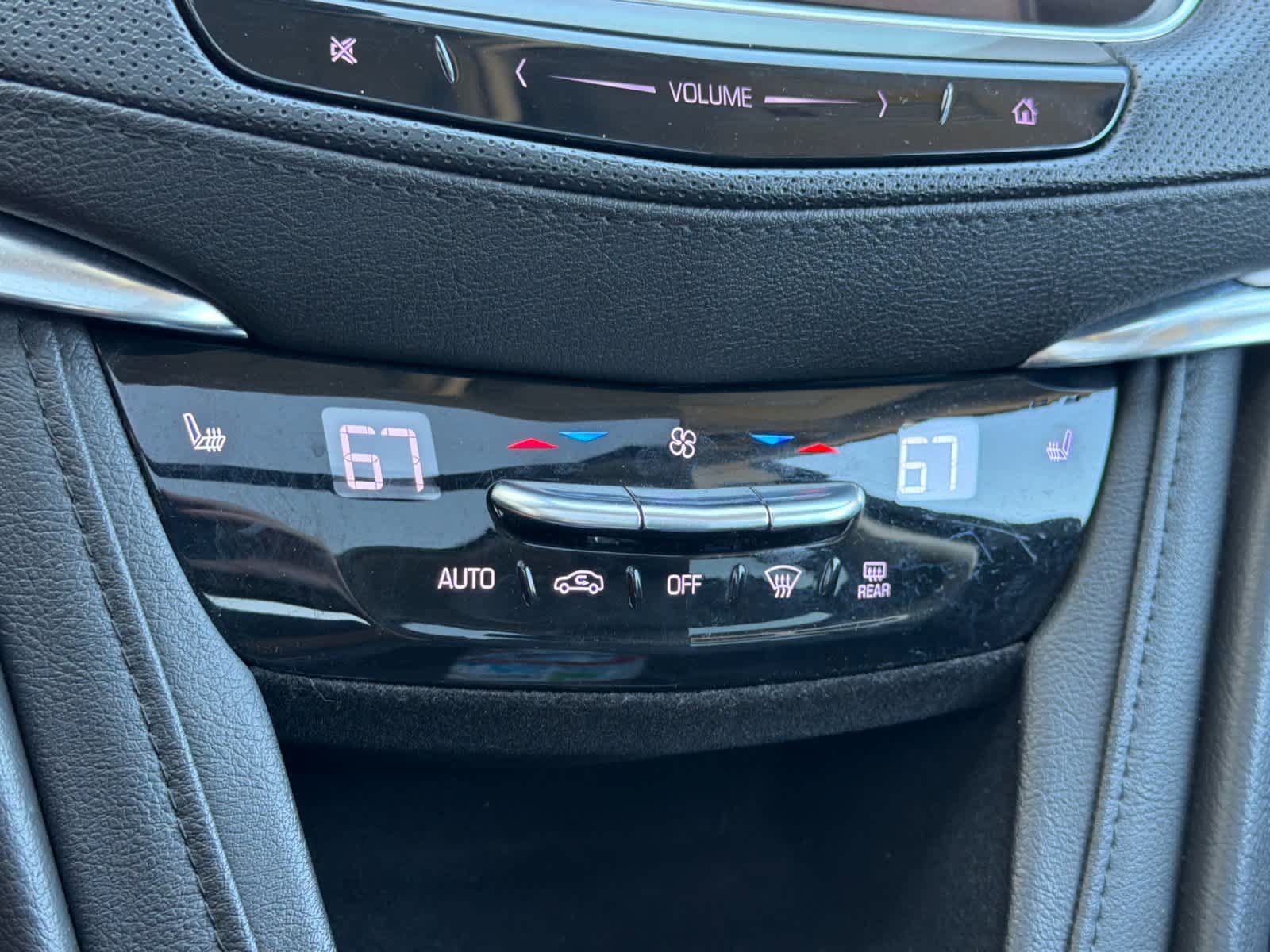 Used 2019 Cadillac XT5 Luxury FWD image 23