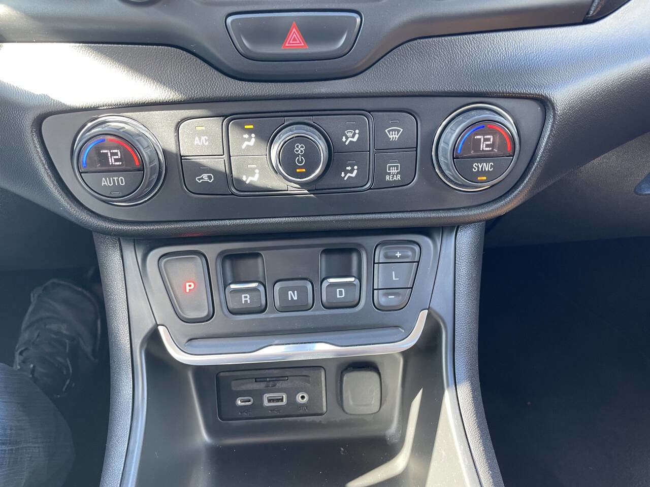 Used 2020 GMC Terrain SLT w/ Preferred Package image 23