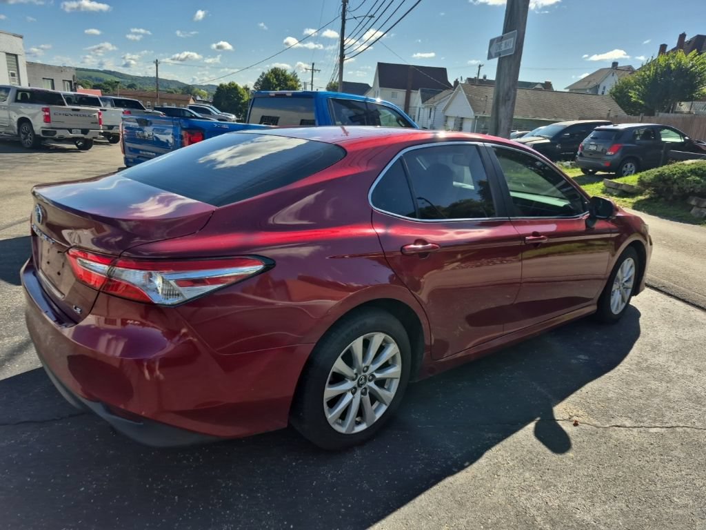 Used 2018 Toyota Camry LE w/ Convenience Package FWD image 8