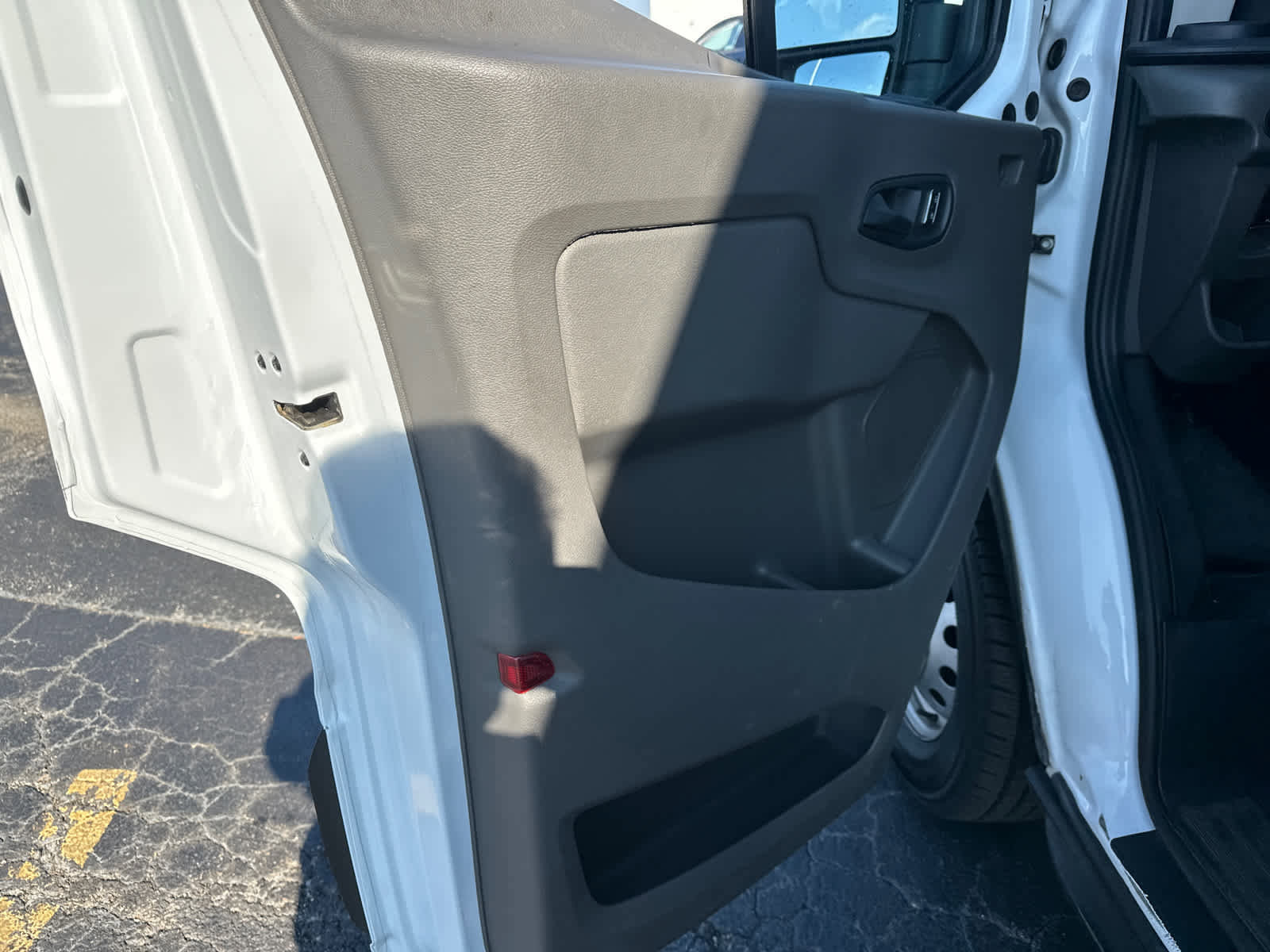 Used 2023 Ford Transit 250 148 High Roof AWD image 26