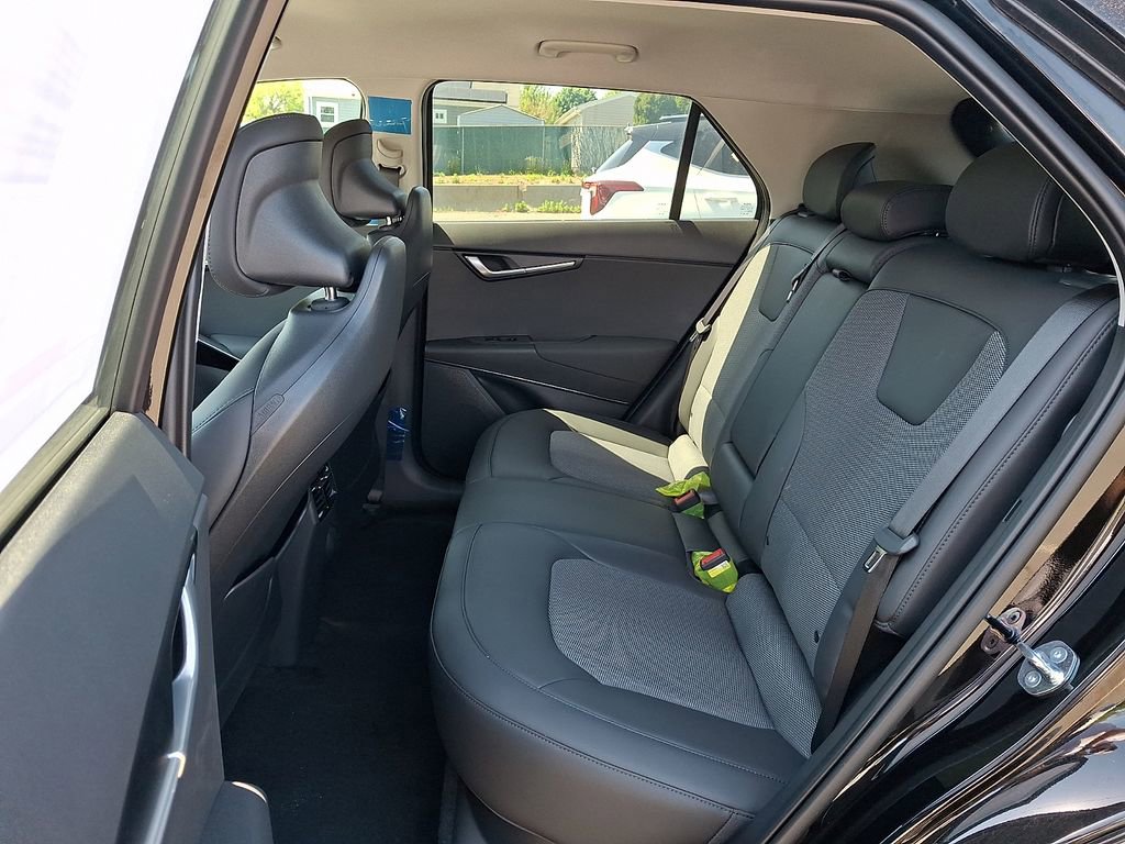 New 2026 Kia Niro Wind FWD image 5