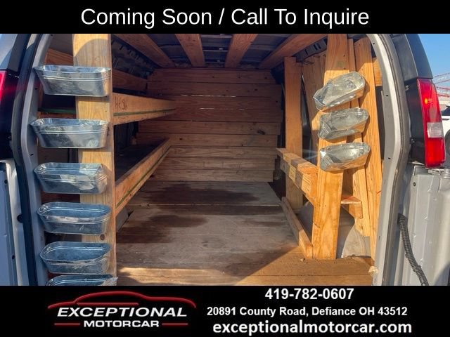 Used 2025 Chevrolet Express 3500 w/ Hotel Shuttle Package RWD image 5