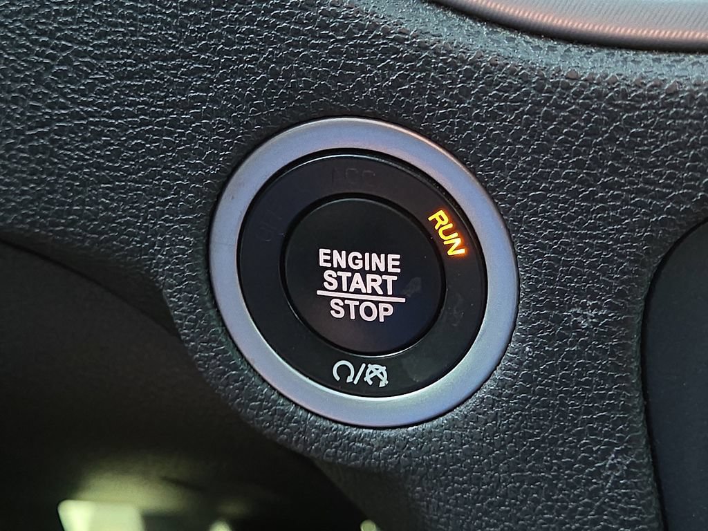 Used 2023 Dodge Charger SXT RWD image 29