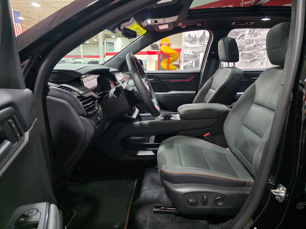 Certified 2025 GMC Acadia AT4 w/ Super Cruise Package AWD/4WD image 16