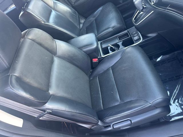 Used 2015 Honda CR-V EX-L image 17