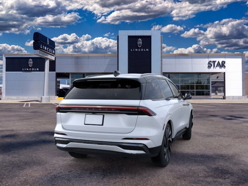 New 2026 Lincoln Nautilus Reserve w/ Jet Appearance Package AWD/4WD image 8