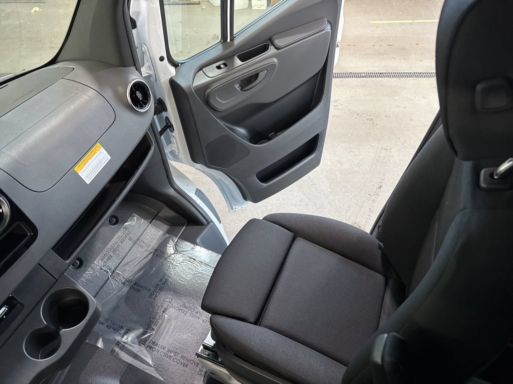 New 2026 Mercedes-Benz Sprinter 2500 image 21