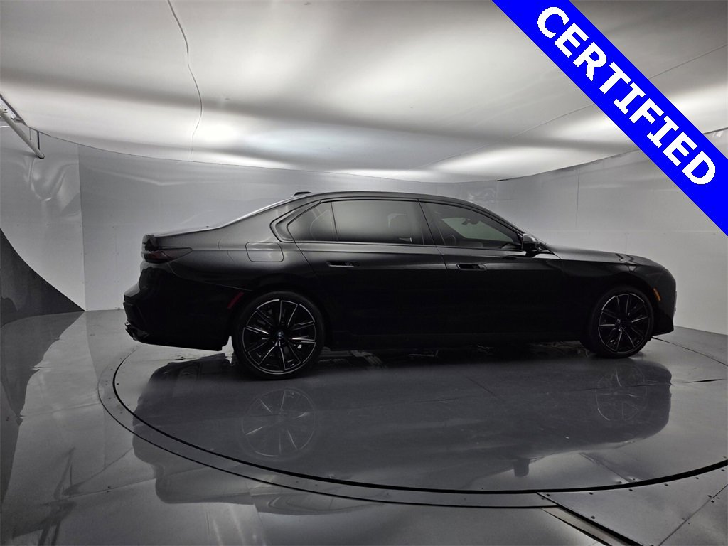 Used 2024 BMW 760i xDrive w/ Executive Package image 10