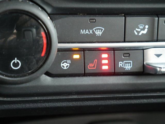 Used 2021 Ford Bronco First Edition image 3