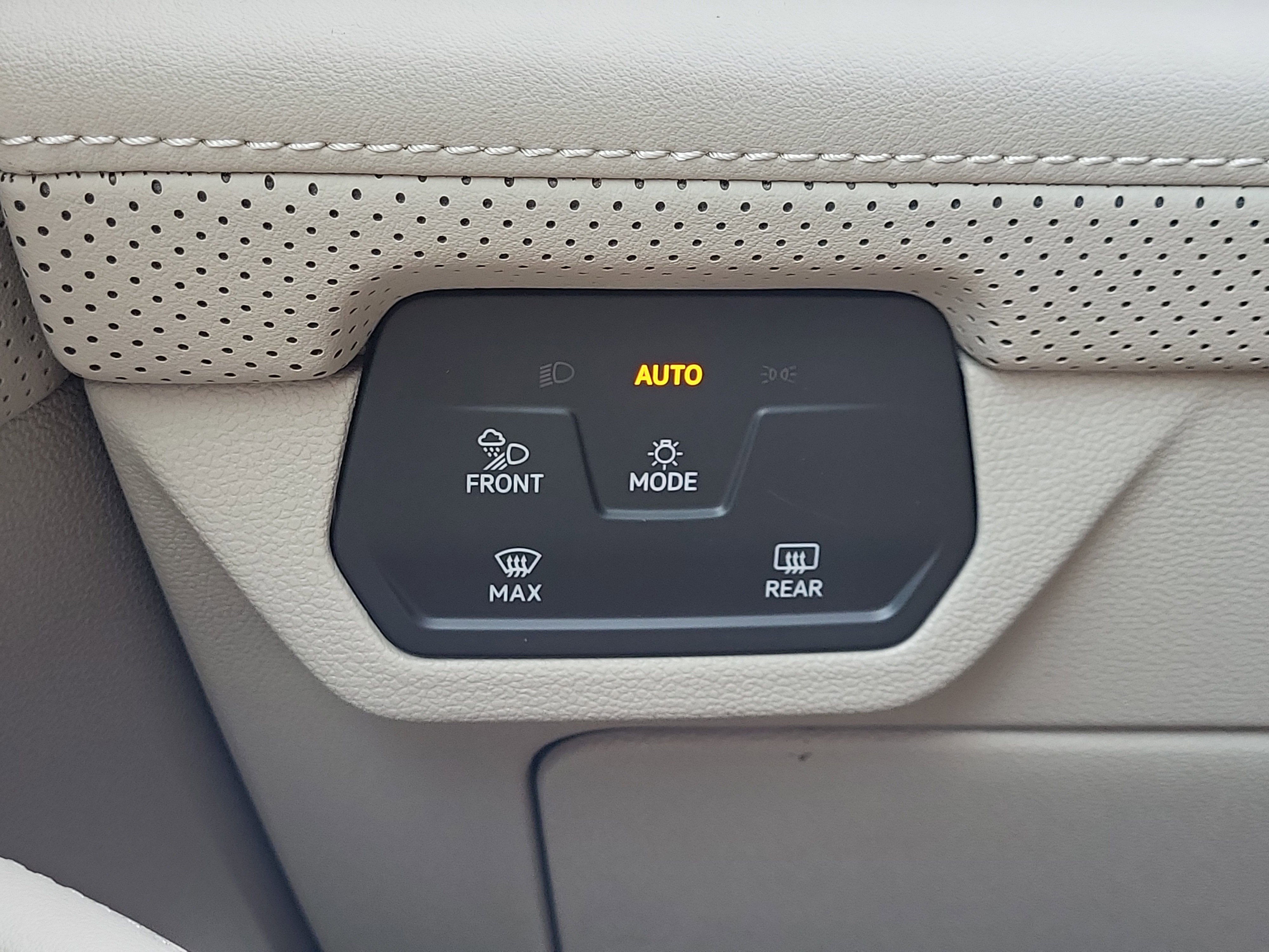 New 2026 Volkswagen Atlas SEL Premium R-Line image 35