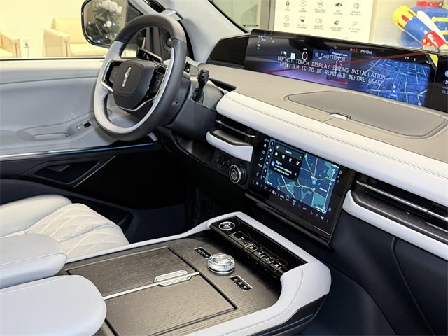 New 2026 Lincoln Navigator L Black Label image 11