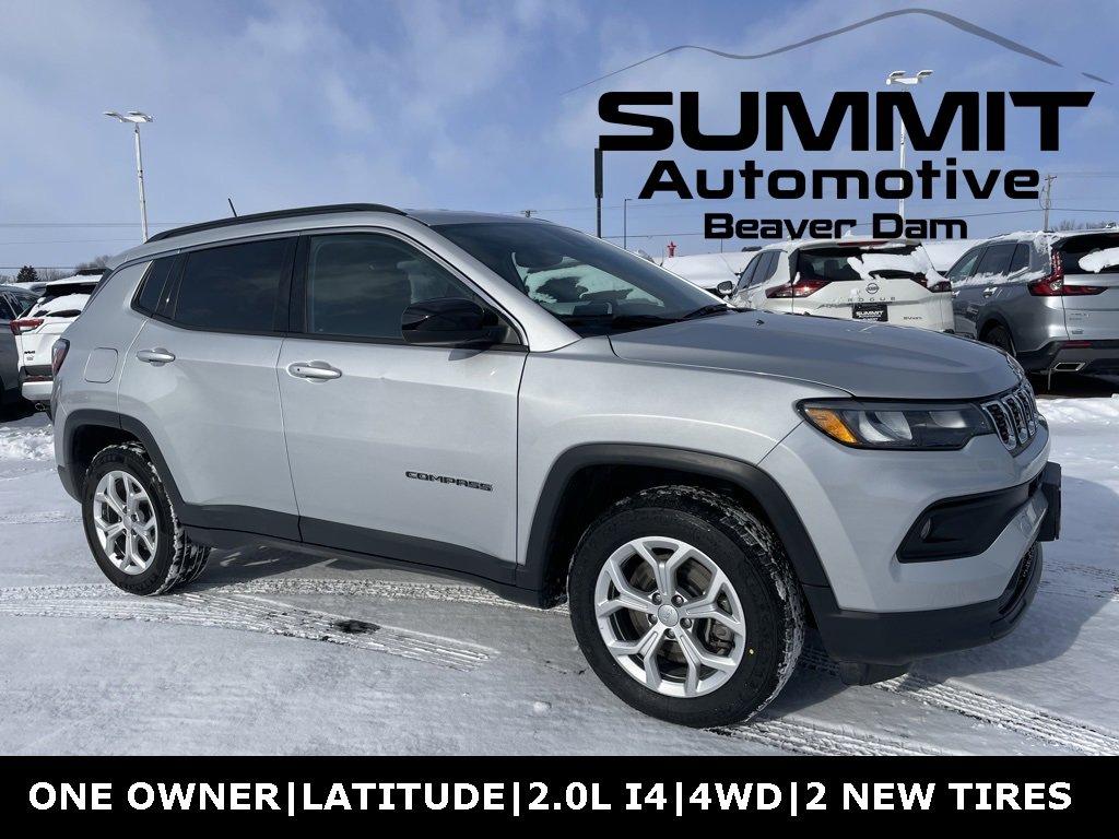 Used 2024 Jeep Compass Latitude image 1