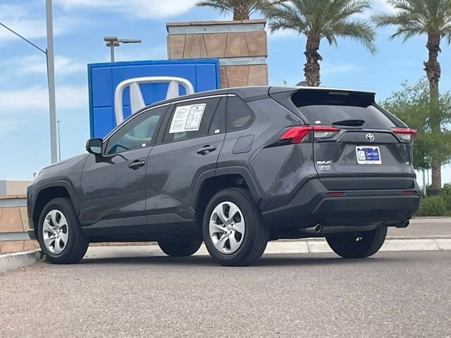 Used 2023 Toyota RAV4 LE image 4