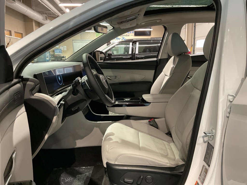 New 2026 Hyundai Tucson Limited AWD/4WD image 11