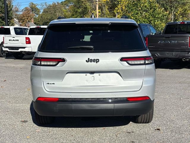 New 2025 Jeep Grand Cherokee L Altitude AWD/4WD image 3