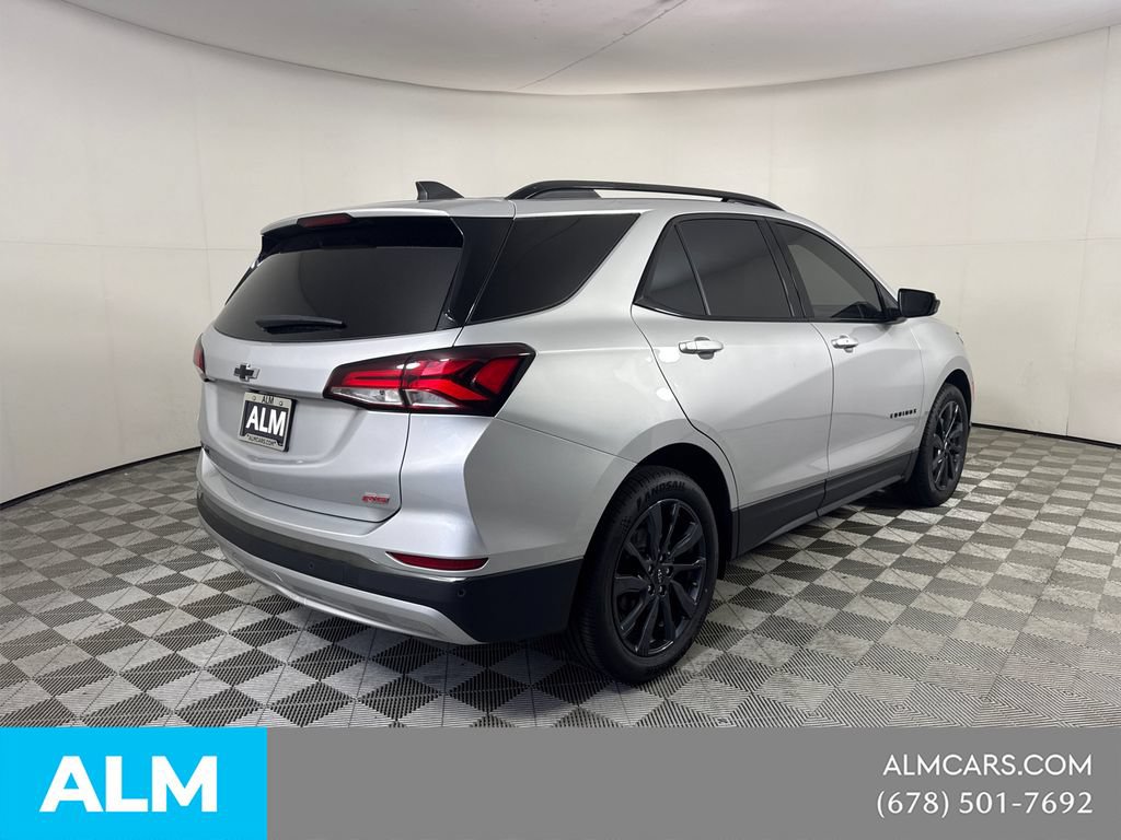 Used 2022 Chevrolet Equinox RS w/ LPO, Floor Liner Package FWD image 5