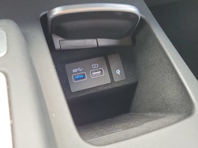 Used 2025 Genesis GV70 2.5T AWD/4WD image 35